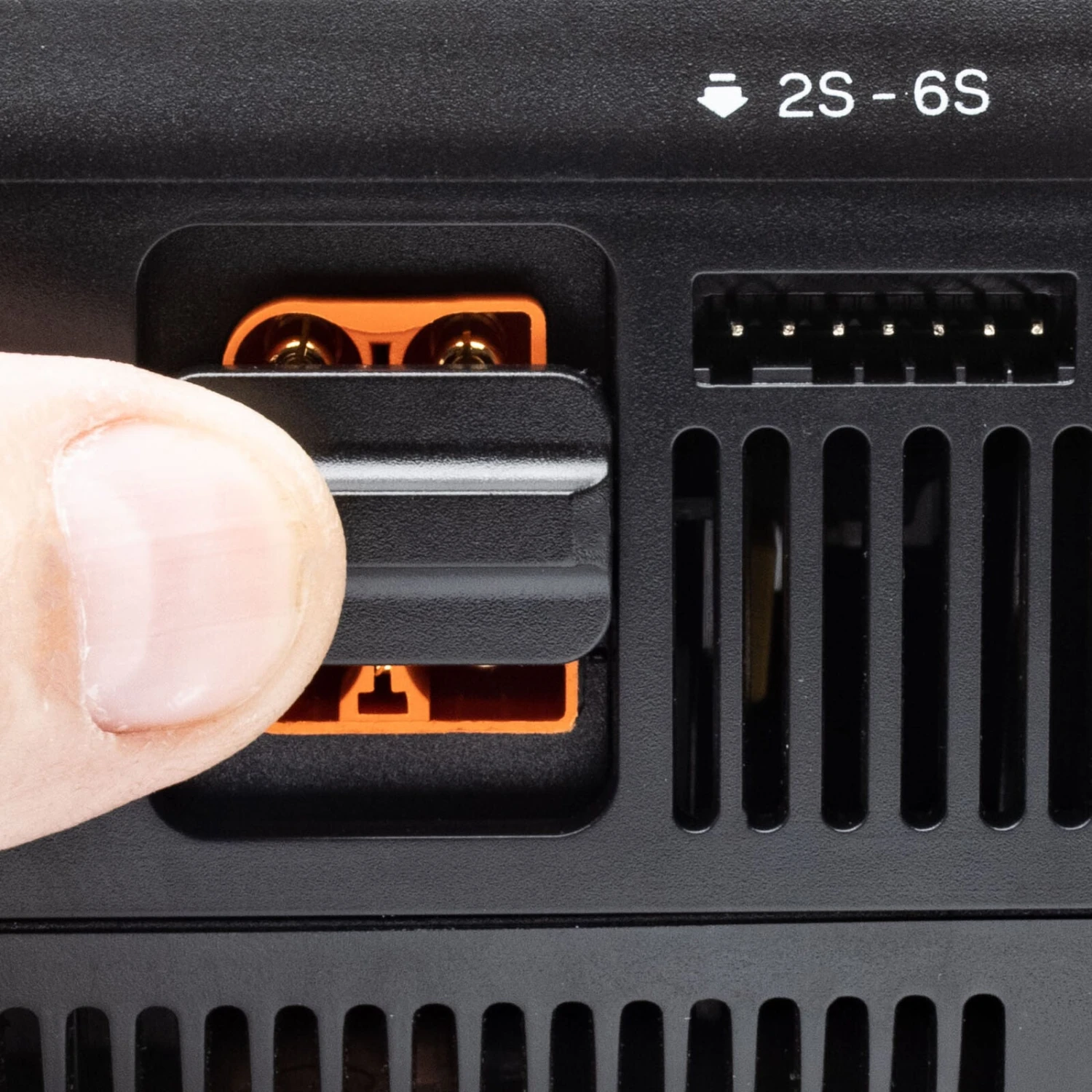 Spektrum Smart S1200 G2 AC Charger; 1x200W SPMXC2020 3 Spektrum Smart S1200 G2 AC Charger; 1x200W SPMXC2020 - Image 3